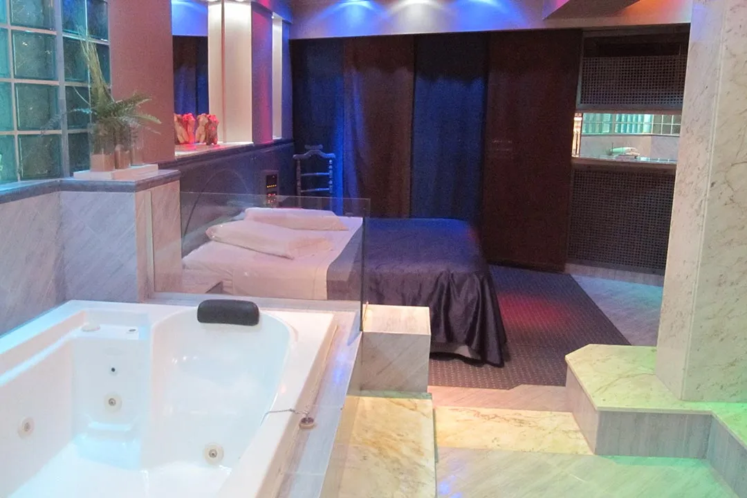 Suite Loft Dallas - 2