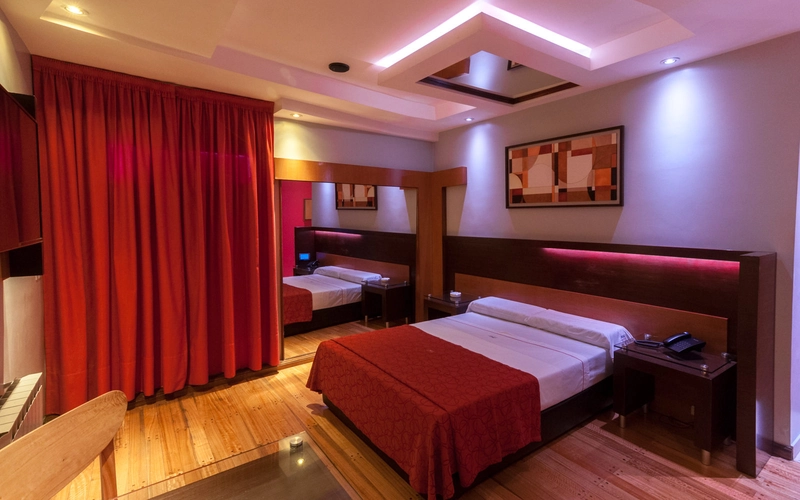 Suite - 1